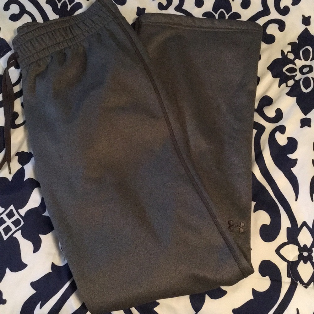 Women's grey under armour sweatpants